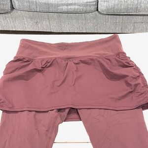 Athleta Elation 2-in-1 Tight 7/8 Length XL Skirted Leggings Women Ruche Burgandy